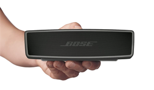 eBookReader Bose SoundLink Mini II bluetooth højtalersort i hånden